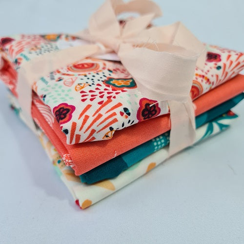 1 Metre Onward and Upwards Fat Quarter Bundle